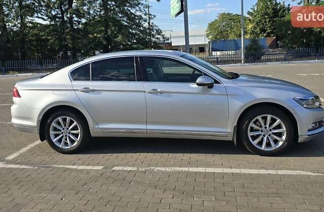 Сірий Фольксваген Пассат, об'ємом двигуна 1.78 л та пробігом 128 тис. км за 16900 $, фото 2 на Automoto.ua