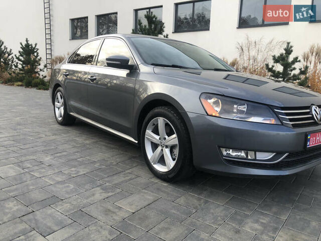 Серый Фольксваген Пассат, объемом двигателя 1.8 л и пробегом 202 тыс. км за 11500 $, фото 1 на Automoto.ua