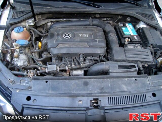 Серый Фольксваген Пассат, объемом двигателя 1.8 л и пробегом 230 тыс. км за 8850 $, фото 7 на Automoto.ua