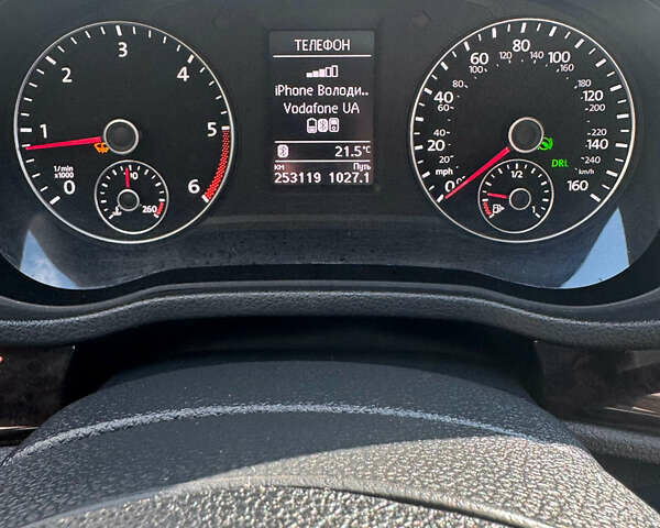 Серый Фольксваген Пассат, объемом двигателя 1.97 л и пробегом 253 тыс. км за 13500 $, фото 10 на Automoto.ua