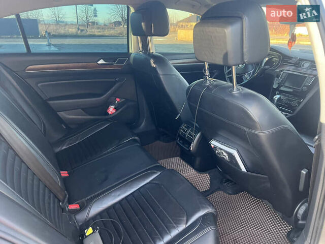 Сірий Фольксваген Пассат, об'ємом двигуна 2 л та пробігом 304 тис. км за 15300 $, фото 9 на Automoto.ua