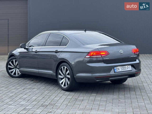 Серый Фольксваген Пассат, объемом двигателя 2 л и пробегом 264 тыс. км за 15850 $, фото 7 на Automoto.ua