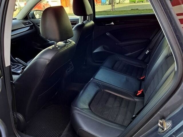 Сірий Фольксваген Пассат, об'ємом двигуна 2 л та пробігом 150 тис. км за 12200 $, фото 8 на Automoto.ua