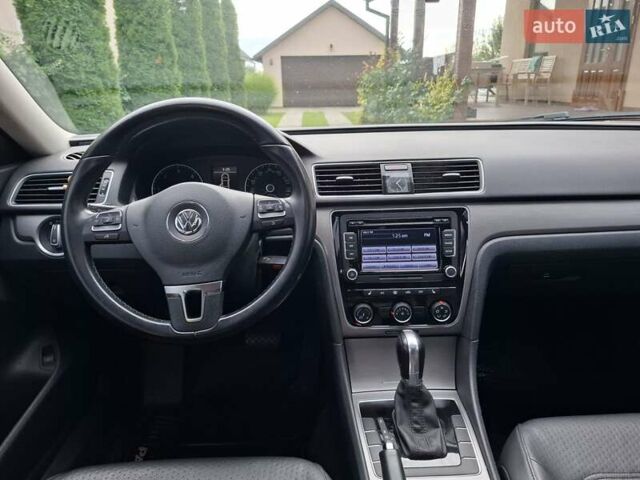 Сірий Фольксваген Пассат, об'ємом двигуна 0 л та пробігом 131 тис. км за 14300 $, фото 16 на Automoto.ua