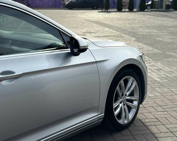 Серый Фольксваген Пассат, объемом двигателя 1.97 л и пробегом 172 тыс. км за 21000 $, фото 18 на Automoto.ua