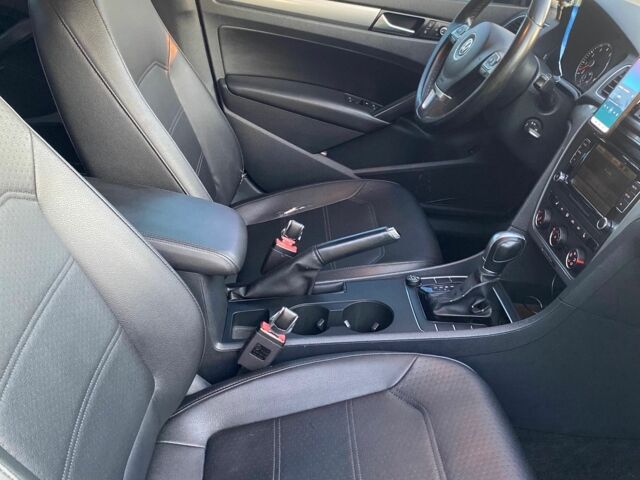 Сірий Фольксваген Пассат, об'ємом двигуна 1.8 л та пробігом 236 тис. км за 9000 $, фото 3 на Automoto.ua