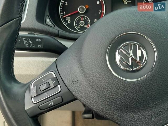 Сірий Фольксваген Пассат, об'ємом двигуна 1.8 л та пробігом 135 тис. км за 12000 $, фото 34 на Automoto.ua