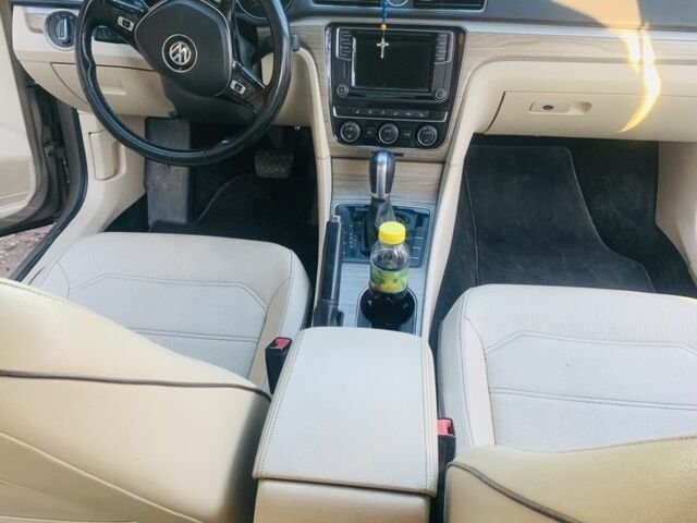 Сірий Фольксваген Пассат, об'ємом двигуна 0 л та пробігом 260 тис. км за 11600 $, фото 5 на Automoto.ua