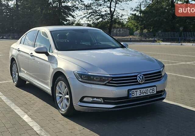 Сірий Фольксваген Пассат, об'ємом двигуна 1.78 л та пробігом 128 тис. км за 16900 $, фото 1 на Automoto.ua