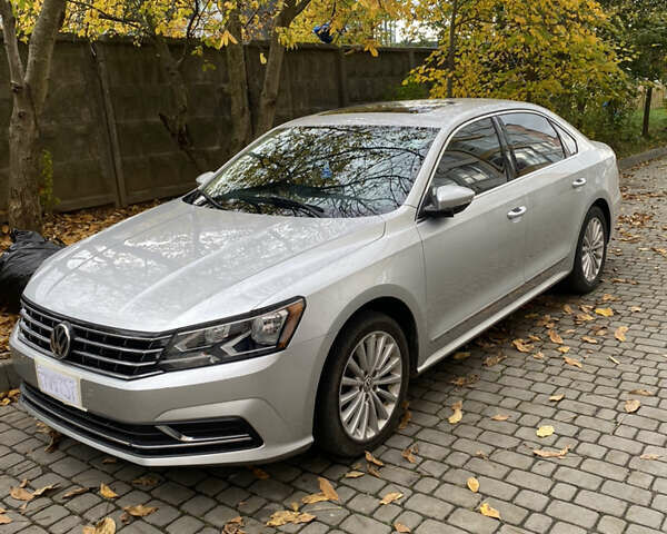 Сірий Фольксваген Пассат, об'ємом двигуна 1.8 л та пробігом 138 тис. км за 15500 $, фото 1 на Automoto.ua