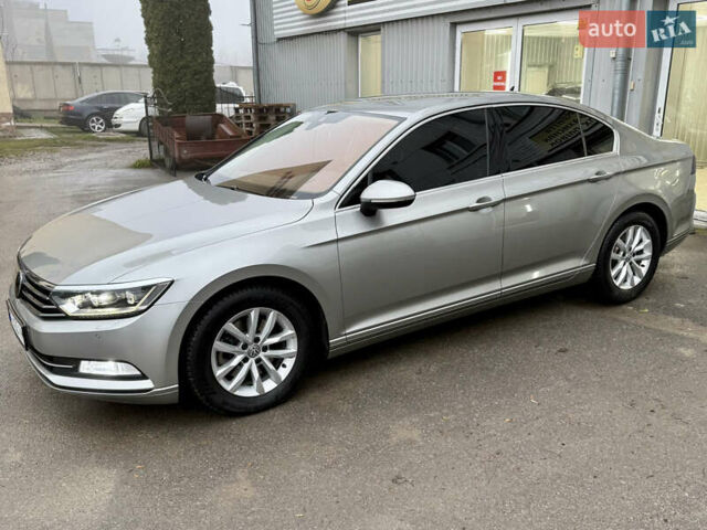 Серый Фольксваген Пассат, объемом двигателя 1.97 л и пробегом 225 тыс. км за 16800 $, фото 6 на Automoto.ua