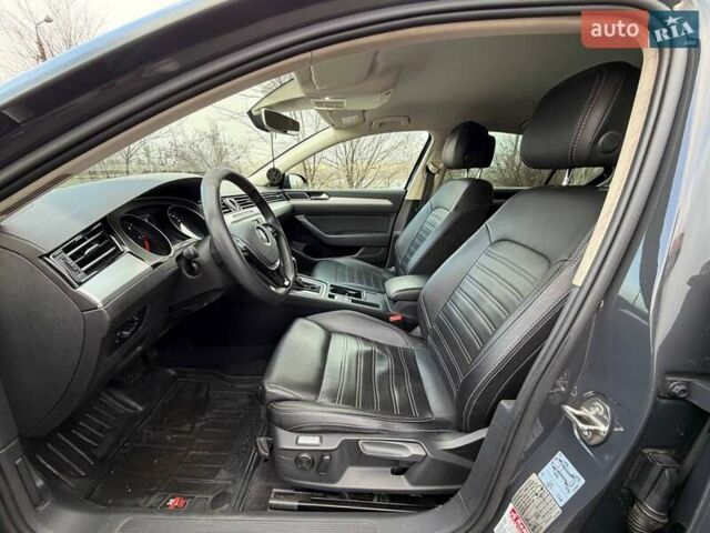 Сірий Фольксваген Пассат, об'ємом двигуна 1.97 л та пробігом 257 тис. км за 16900 $, фото 31 на Automoto.ua