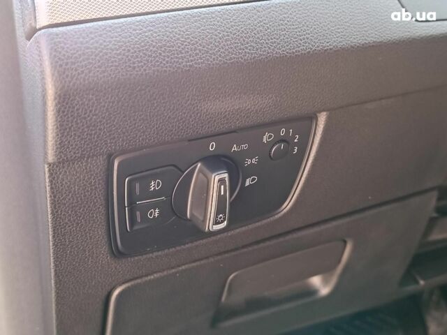 Серый Фольксваген Пассат, объемом двигателя 2.4 л и пробегом 96 тыс. км за 17440 $, фото 24 на Automoto.ua