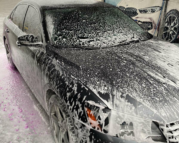 Серый Фольксваген Пассат, объемом двигателя 1.8 л и пробегом 197 тыс. км за 8500 $, фото 7 на Automoto.ua