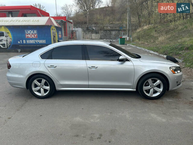 Серый Фольксваген Пассат, объемом двигателя 1.8 л и пробегом 127 тыс. км за 14000 $, фото 2 на Automoto.ua