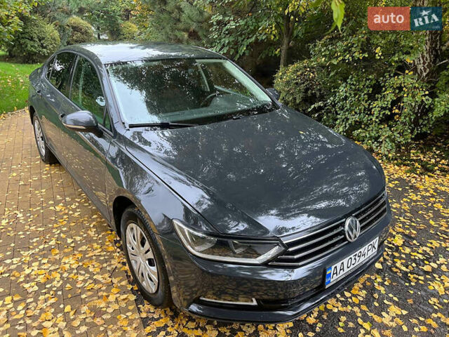 Серый Фольксваген Пассат, объемом двигателя 1.4 л и пробегом 160 тыс. км за 10600 $, фото 14 на Automoto.ua