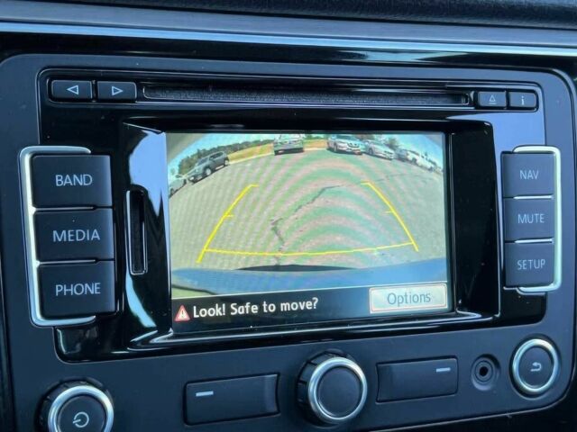 Серый Фольксваген Пассат, объемом двигателя 2 л и пробегом 72 тыс. км за 9900 $, фото 10 на Automoto.ua