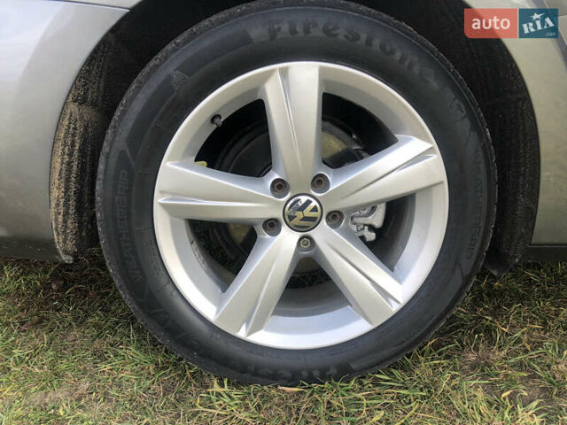 Серый Фольксваген Пассат, объемом двигателя 1.8 л и пробегом 202 тыс. км за 11500 $, фото 14 на Automoto.ua