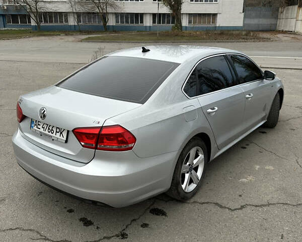 Серый Фольксваген Пассат, объемом двигателя 1.8 л и пробегом 184 тыс. км за 8800 $, фото 5 на Automoto.ua