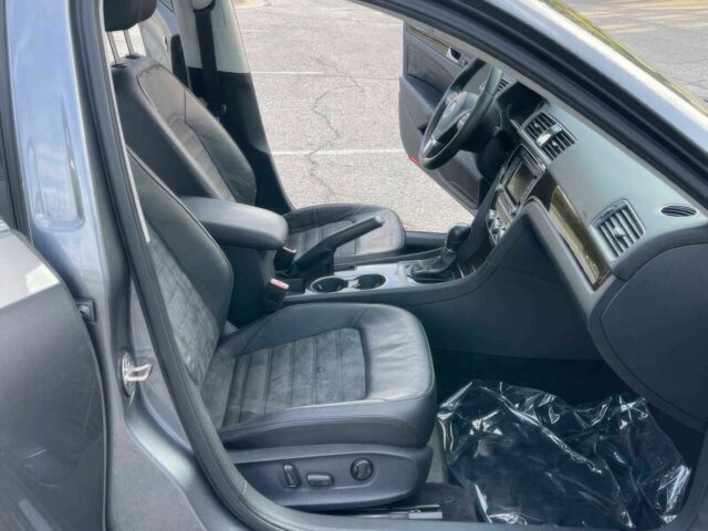 Серый Фольксваген Пассат, объемом двигателя 2 л и пробегом 75 тыс. км за 2250 $, фото 10 на Automoto.ua