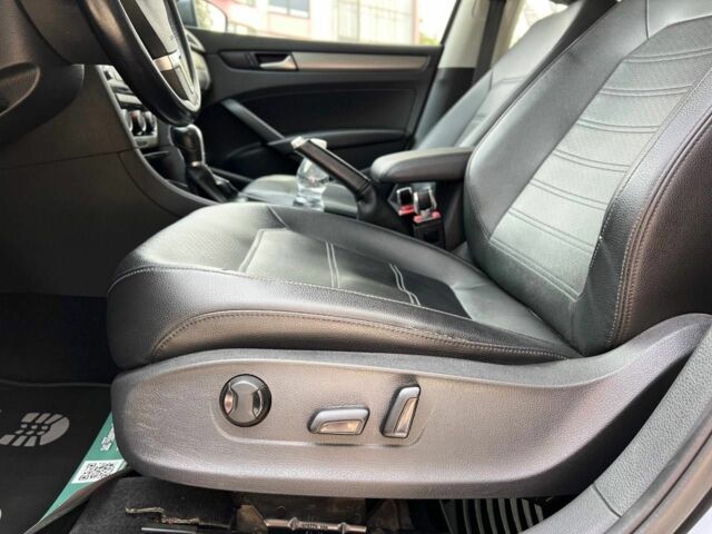 Сірий Фольксваген Пассат, об'ємом двигуна 2 л та пробігом 155 тис. км за 12500 $, фото 13 на Automoto.ua