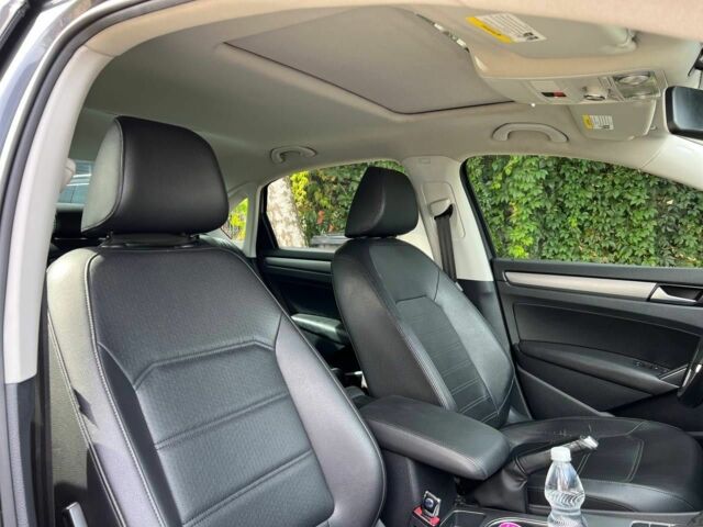 Сірий Фольксваген Пассат, об'ємом двигуна 2 л та пробігом 155 тис. км за 12500 $, фото 17 на Automoto.ua