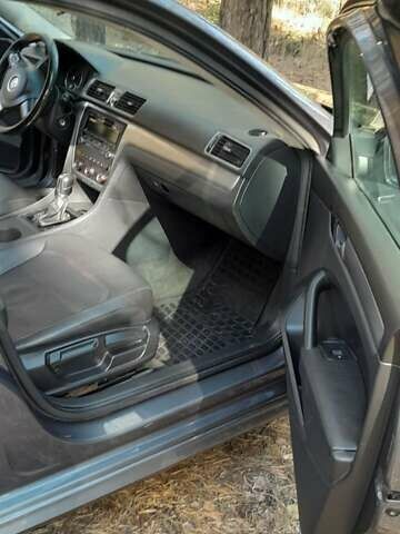 Серый Фольксваген Пассат, объемом двигателя 1.8 л и пробегом 210 тыс. км за 9500 $, фото 8 на Automoto.ua