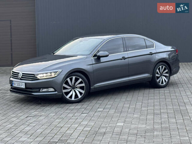 Серый Фольксваген Пассат, объемом двигателя 2 л и пробегом 264 тыс. км за 15850 $, фото 2 на Automoto.ua