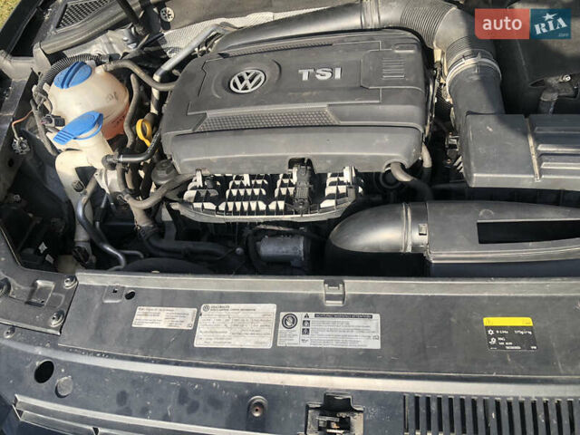 Серый Фольксваген Пассат, объемом двигателя 1.8 л и пробегом 202 тыс. км за 11500 $, фото 18 на Automoto.ua