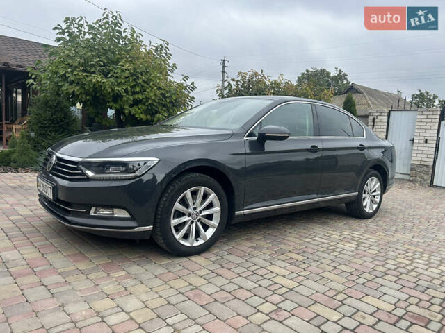 Сірий Фольксваген Пассат, об'ємом двигуна 1.8 л та пробігом 190 тис. км за 15500 $, фото 2 на Automoto.ua