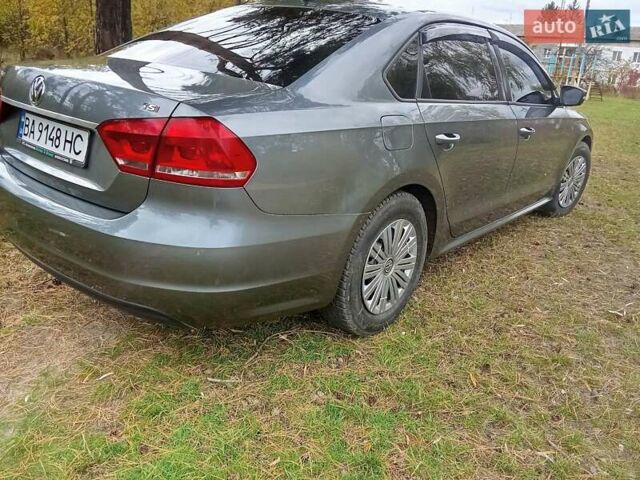 Серый Фольксваген Пассат, объемом двигателя 1.8 л и пробегом 250 тыс. км за 10700 $, фото 5 на Automoto.ua