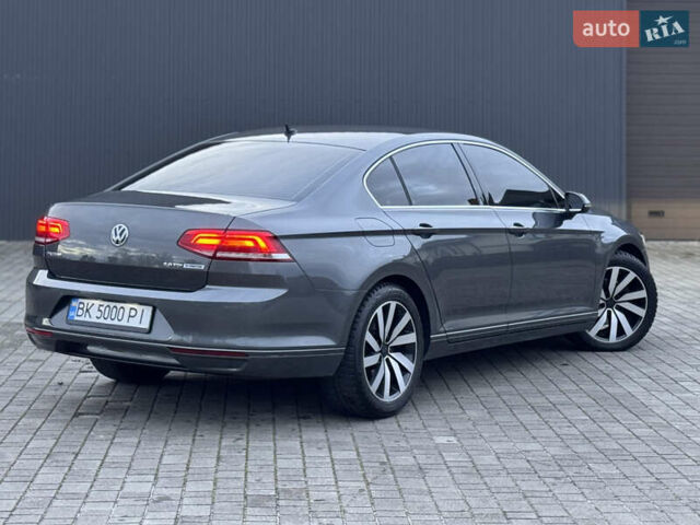 Серый Фольксваген Пассат, объемом двигателя 2 л и пробегом 264 тыс. км за 15850 $, фото 11 на Automoto.ua