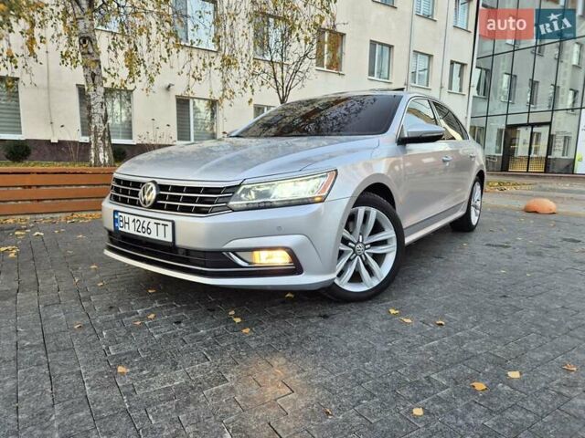 Серый Фольксваген Пассат, объемом двигателя 3.6 л и пробегом 125 тыс. км за 11900 $, фото 7 на Automoto.ua