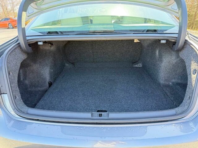 Серый Фольксваген Пассат, объемом двигателя 1.8 л и пробегом 71 тыс. км за 2150 $, фото 12 на Automoto.ua