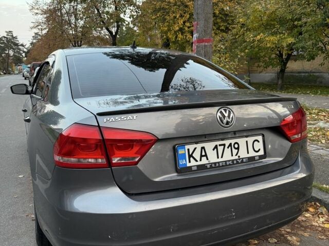 Сірий Фольксваген Пассат, об'ємом двигуна 1.8 л та пробігом 200 тис. км за 8500 $, фото 2 на Automoto.ua