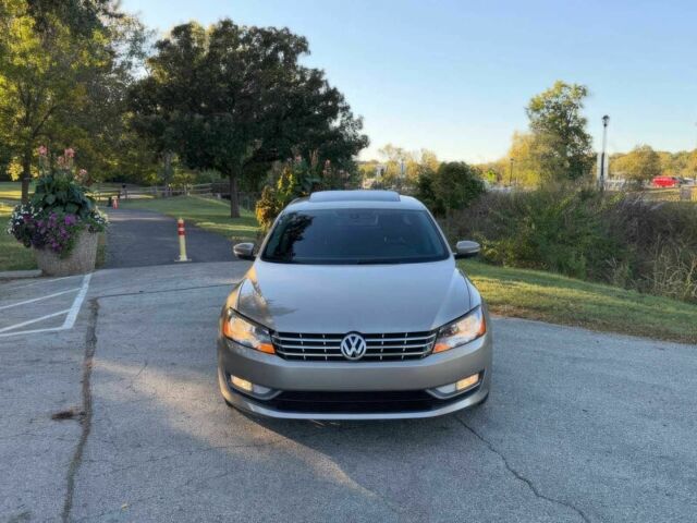 Сірий Фольксваген Пассат, об'ємом двигуна 2 л та пробігом 78 тис. км за 5300 $, фото 1 на Automoto.ua