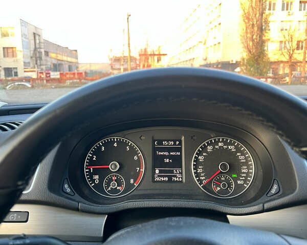 Сірий Фольксваген Пассат, об'ємом двигуна 1.78 л та пробігом 203 тис. км за 10000 $, фото 15 на Automoto.ua