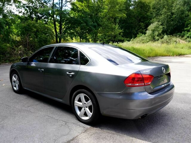 Сірий Фольксваген Пассат, об'ємом двигуна 1.8 л та пробігом 77 тис. км за 8250 $, фото 5 на Automoto.ua