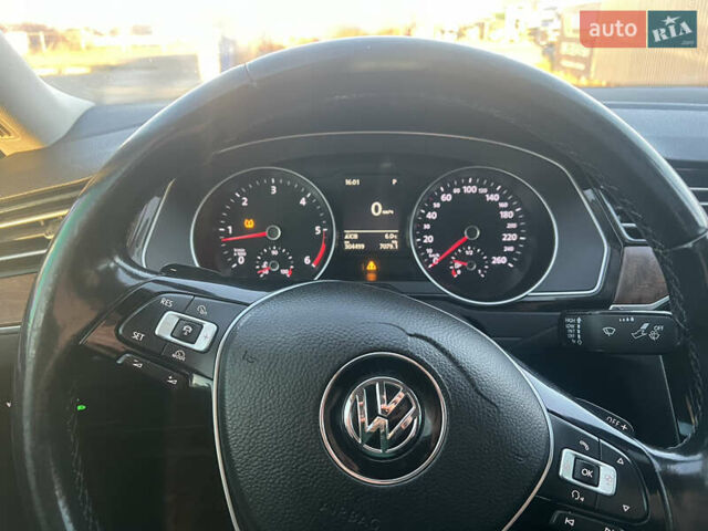 Сірий Фольксваген Пассат, об'ємом двигуна 2 л та пробігом 304 тис. км за 15300 $, фото 14 на Automoto.ua