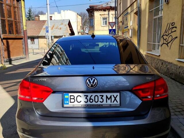 Сірий Фольксваген Пассат, об'ємом двигуна 2 л та пробігом 150 тис. км за 12200 $, фото 4 на Automoto.ua