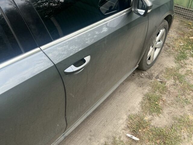 Серый Фольксваген Пассат, объемом двигателя 1.8 л и пробегом 156 тыс. км за 10000 $, фото 5 на Automoto.ua