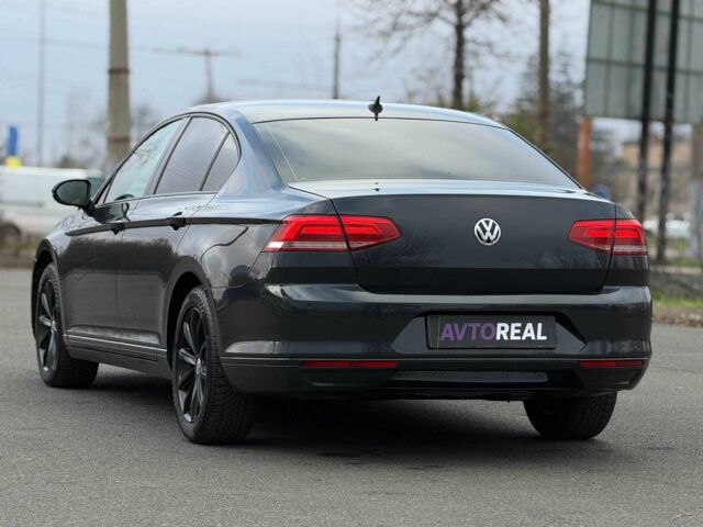 Серый Фольксваген Пассат, объемом двигателя 2 л и пробегом 257 тыс. км за 16900 $, фото 6 на Automoto.ua