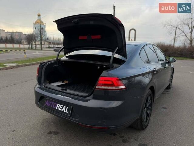 Сірий Фольксваген Пассат, об'ємом двигуна 1.97 л та пробігом 257 тис. км за 16900 $, фото 30 на Automoto.ua