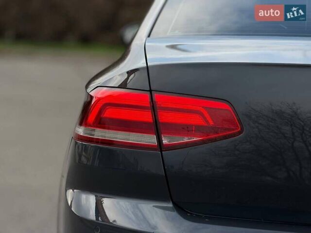 Сірий Фольксваген Пассат, об'ємом двигуна 1.97 л та пробігом 257 тис. км за 16900 $, фото 22 на Automoto.ua
