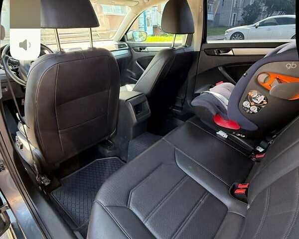 Серый Фольксваген Пассат, объемом двигателя 1.8 л и пробегом 134 тыс. км за 10000 $, фото 12 на Automoto.ua