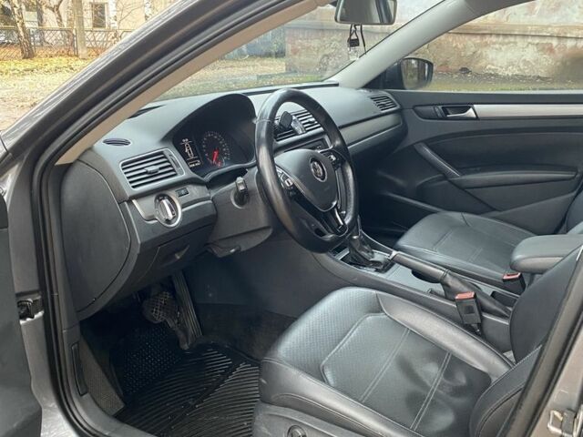 Серый Фольксваген Пассат, объемом двигателя 1.8 л и пробегом 129 тыс. км за 11500 $, фото 19 на Automoto.ua