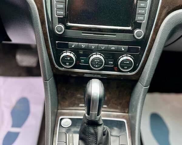 Серый Фольксваген Пассат, объемом двигателя 2 л и пробегом 287 тыс. км за 10999 $, фото 18 на Automoto.ua