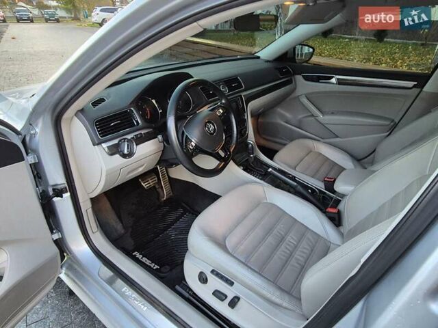 Серый Фольксваген Пассат, объемом двигателя 3.6 л и пробегом 125 тыс. км за 11900 $, фото 12 на Automoto.ua