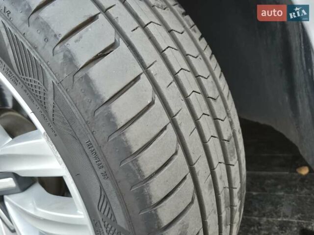 Серый Фольксваген Пассат, объемом двигателя 3.6 л и пробегом 125 тыс. км за 11900 $, фото 10 на Automoto.ua