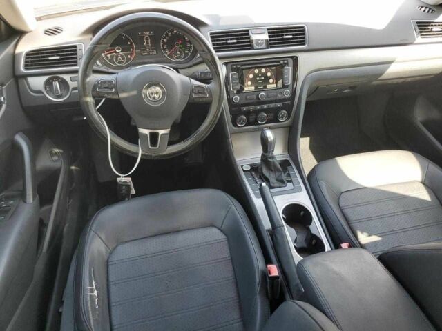 Серый Фольксваген Пассат, объемом двигателя 0 л и пробегом 120 тыс. км за 3000 $, фото 7 на Automoto.ua